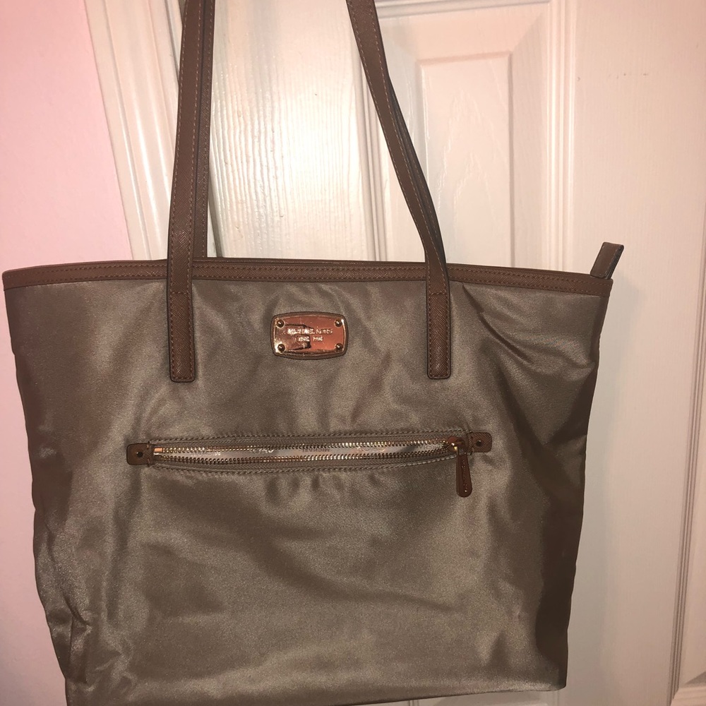 Michael Kors Tote